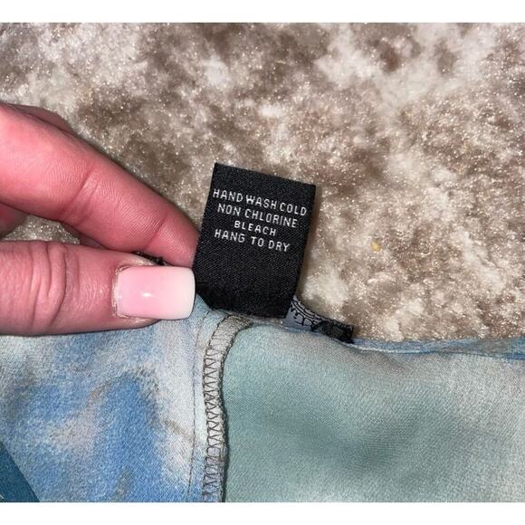 Willi smith lightweight blouse chiffon in blue colorway flowy semi sheer SZ L - Picture 5 of 9